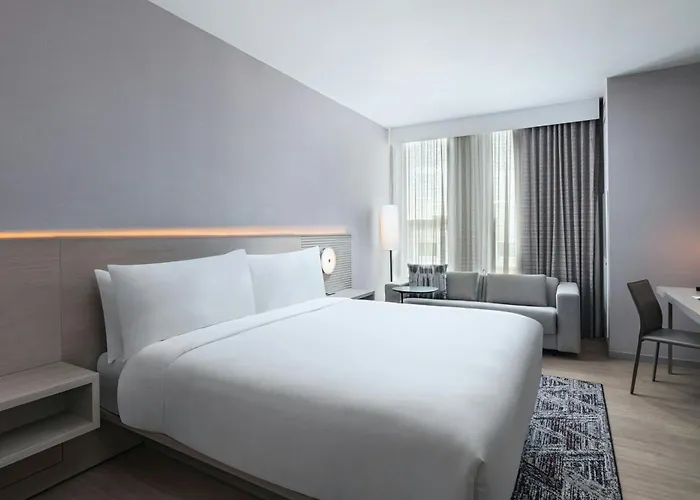 Hotel Ac By Marriott North Norterra