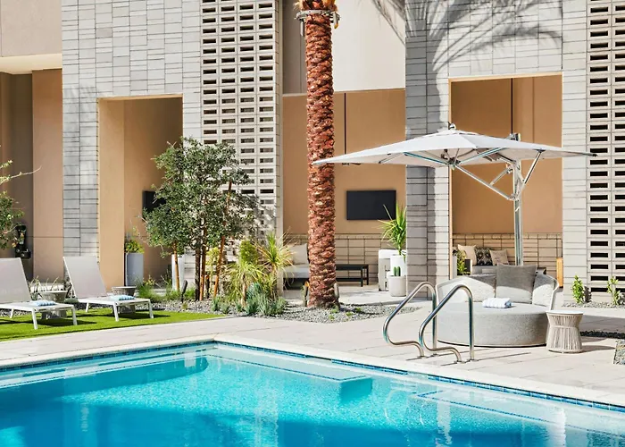 Hotel Ac By Marriott North Norterra 3*