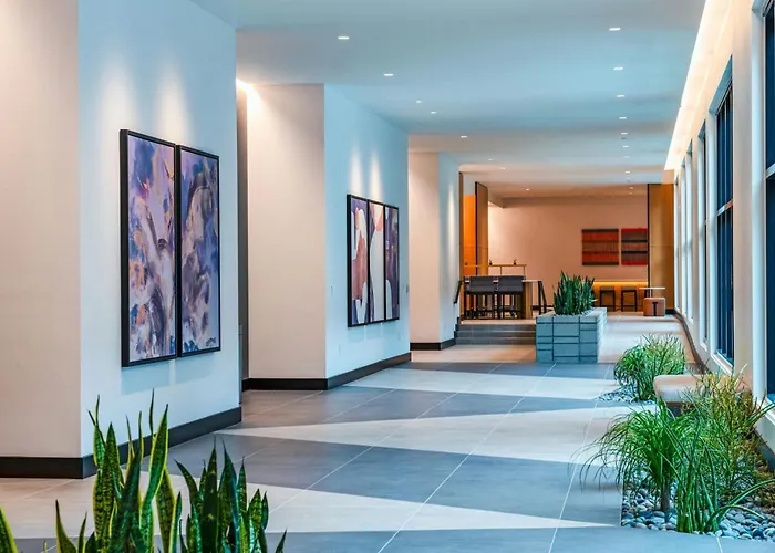 Ac By Marriott North Norterra Hotel 3*