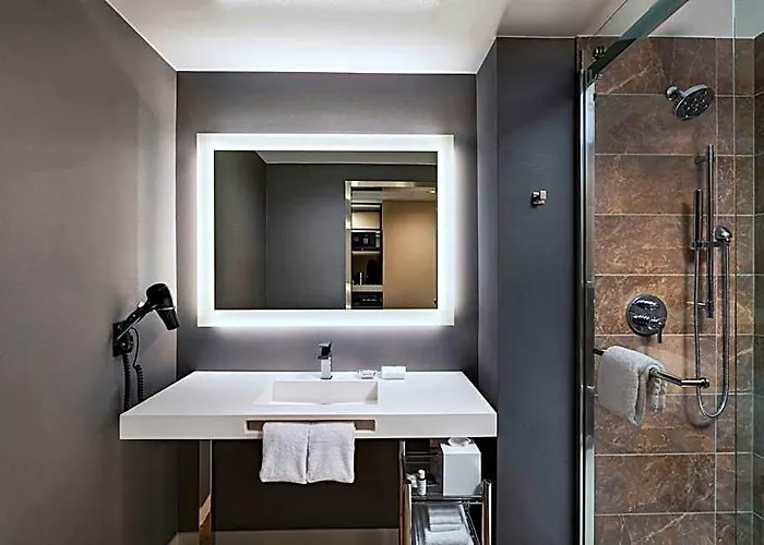 Hotel Ac By Marriott North Norterra 3*